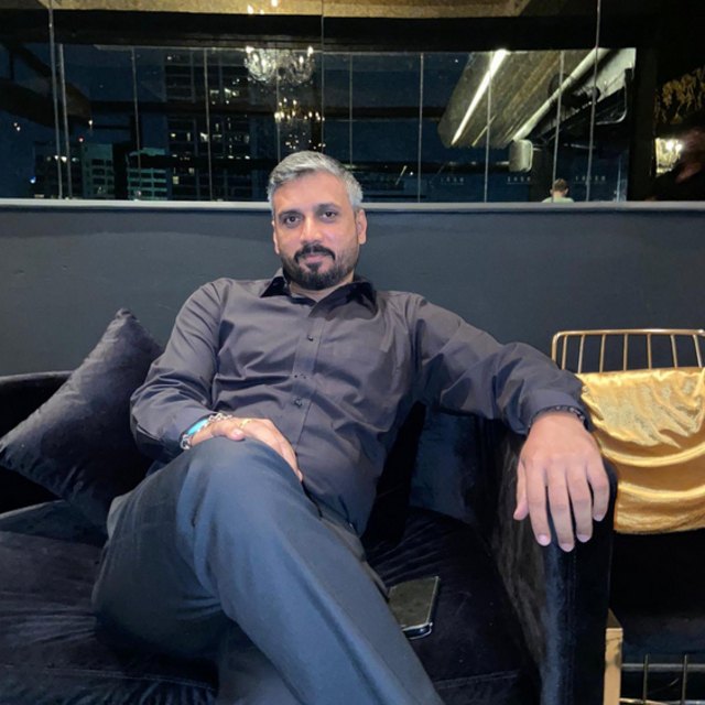 nadeem150332