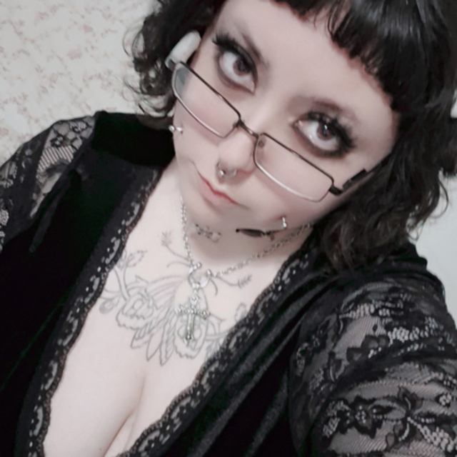 GloomyVelvet