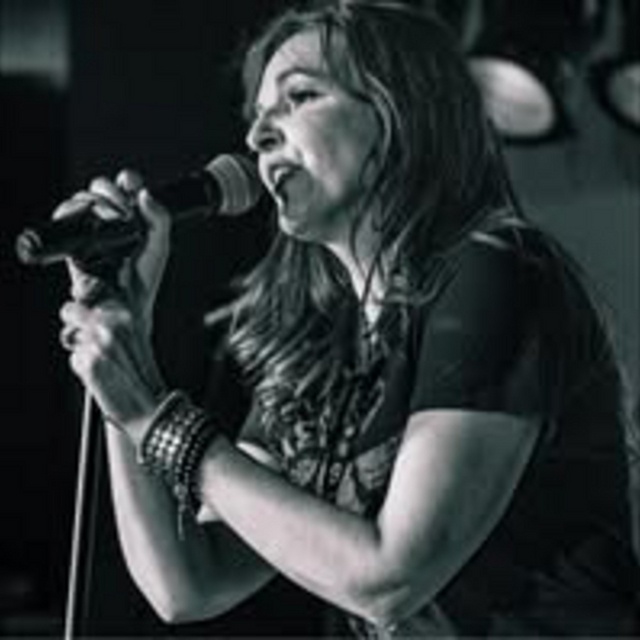 claudia Roy
