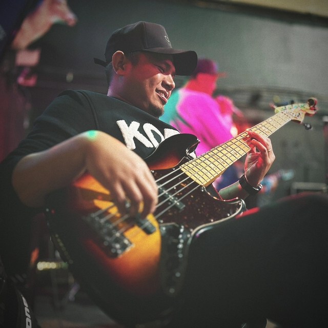 Bassist_Paul08